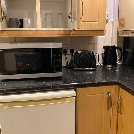 Spacious 2 Bedroom Flat London Exterior photo